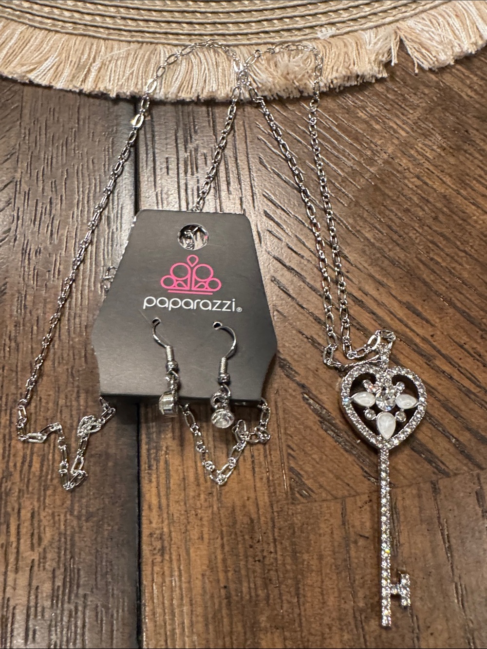 paparazzi Silver-Tone Sparkling Heart Key Necklace with Matching Earrings